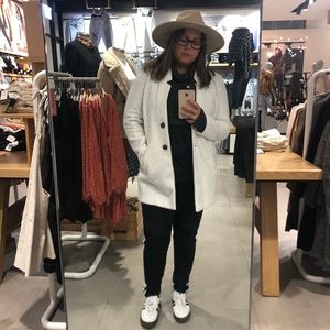 Meet your Posher, Tawny